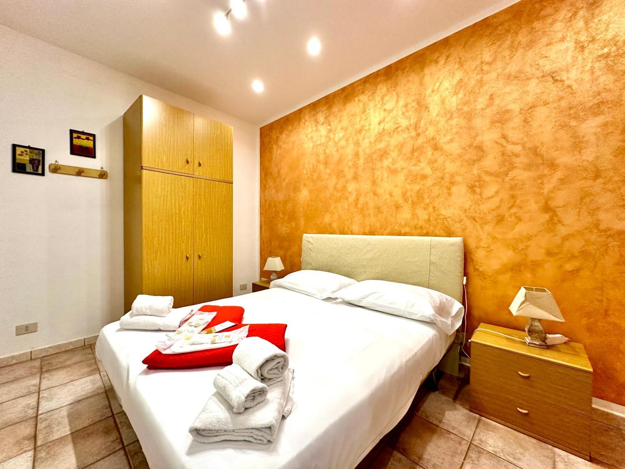 Il Rifugio Del Marinaio By Housilia Apartment Cefalu Exterior photo